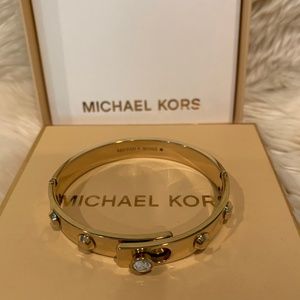 Michael Kors Citiscape Astor Studded Bracelet - Gold Tone
